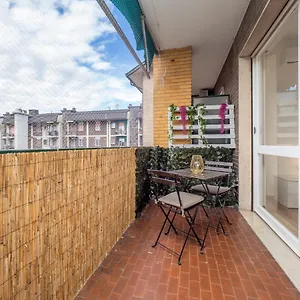 https://apt-navigli-new-luxury-with-terrace.italymilanhotels.net